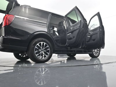 2025 Ford Expedition Platinum with Panoramic Roof, Heated 2nd Row, and Tow Packa
