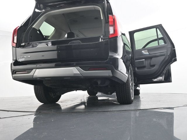 2025 Ford Expedition Platinum with Panoramic Roof, Heated 2nd Row, and Tow Packa