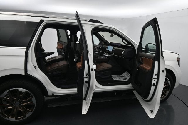 2025 Ford Expedition King Ranch with BlueCruise and Heated Second Row Bucket Seats