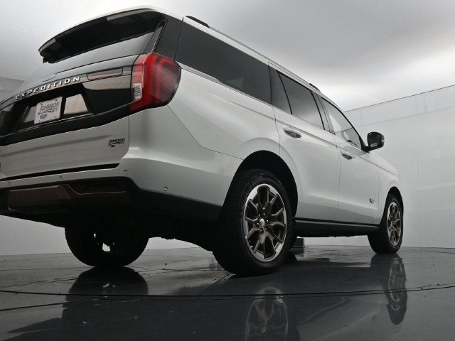 2025 Ford Expedition King Ranch with BlueCruise and Heated Second Row Bucket Seats