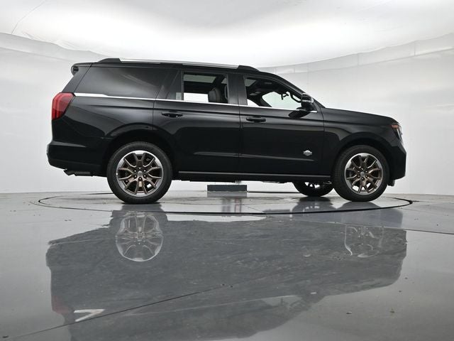 2027 Ford Expedition King Ranch