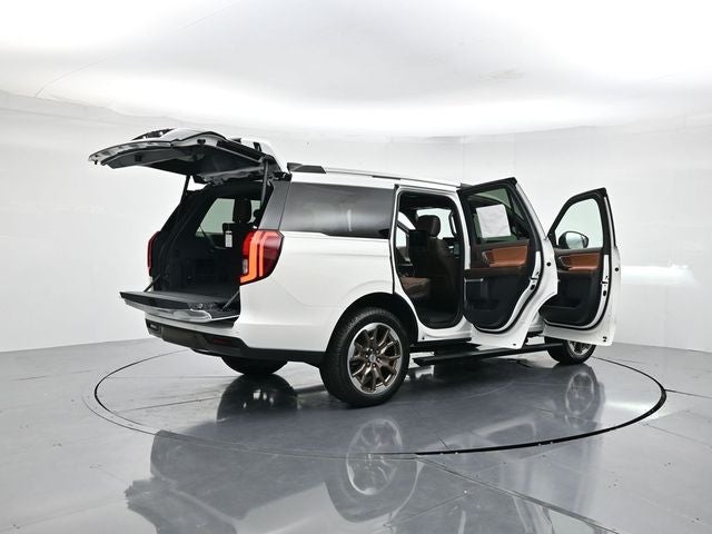 2026 Ford Expedition King Ranch