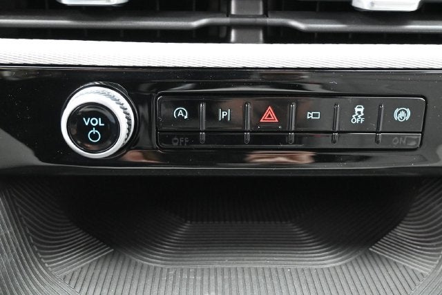 2027 Ford Explorer Active Comfort Package