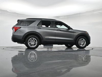 2027 Ford Explorer Active Comfort Package