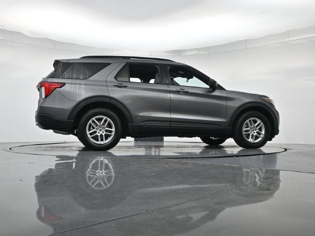 2027 Ford Explorer Active Comfort Package