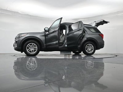 2027 Ford Explorer Active Comfort Package