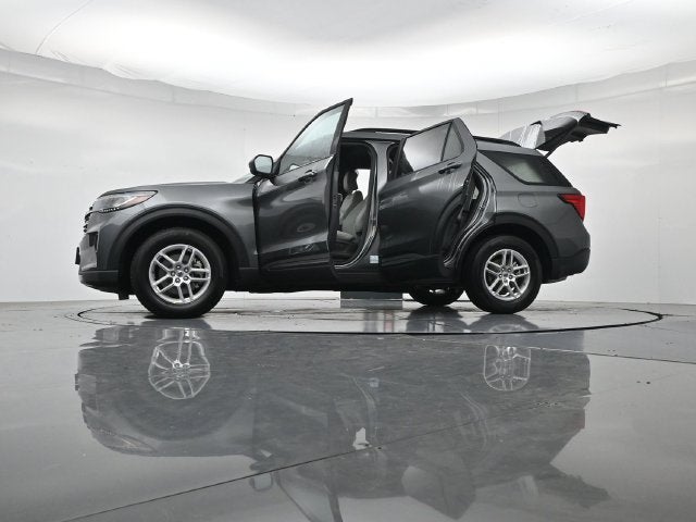 2027 Ford Explorer Active Comfort Package