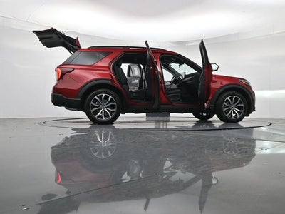 2027 Ford Explorer ST-Line