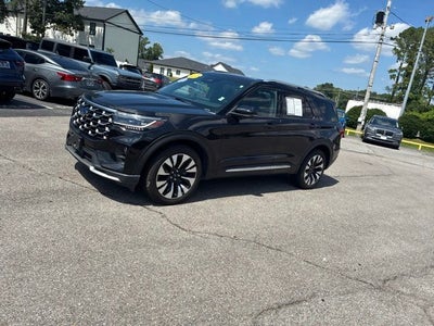 2025 Ford Explorer Platinum