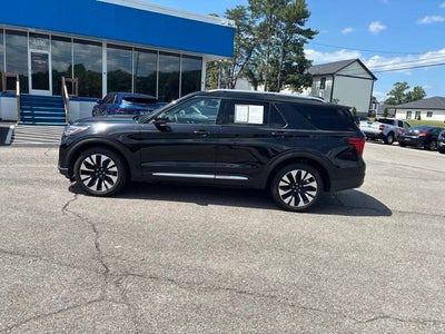 2025 Ford Explorer Platinum