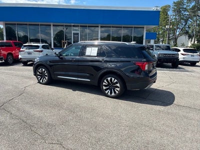 2025 Ford Explorer Platinum