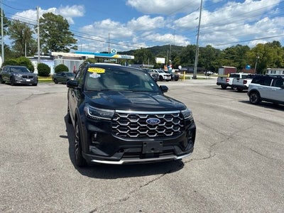 2025 Ford Explorer Platinum