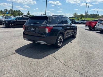 2025 Ford Explorer Platinum