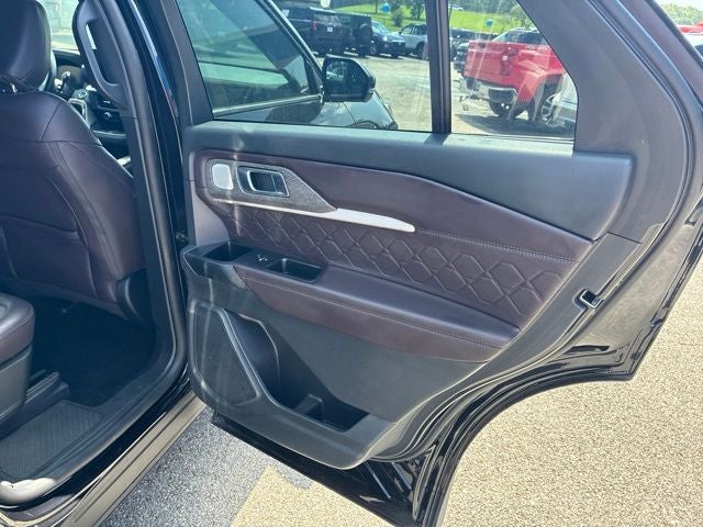 2025 Ford Explorer Platinum