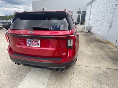 2025 Ford Explorer ST