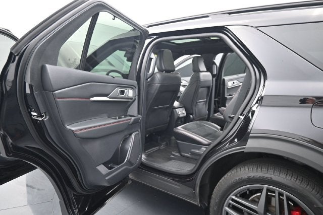 2025 Ford Explorer ST Twin Panel Moonroof