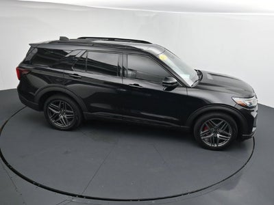 2025 Ford Explorer ST Twin Panel Moonroof