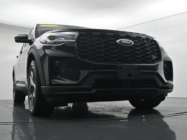 2025 Ford Explorer ST Twin Panel Moonroof
