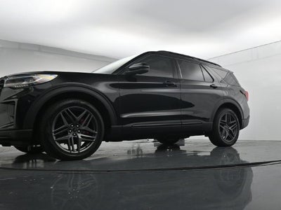 2025 Ford Explorer ST Twin Panel Moonroof