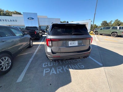 2025 Ford Explorer ST