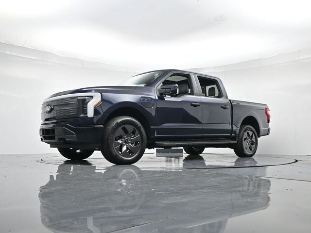 2024 Ford F-150 Lightning Lariat