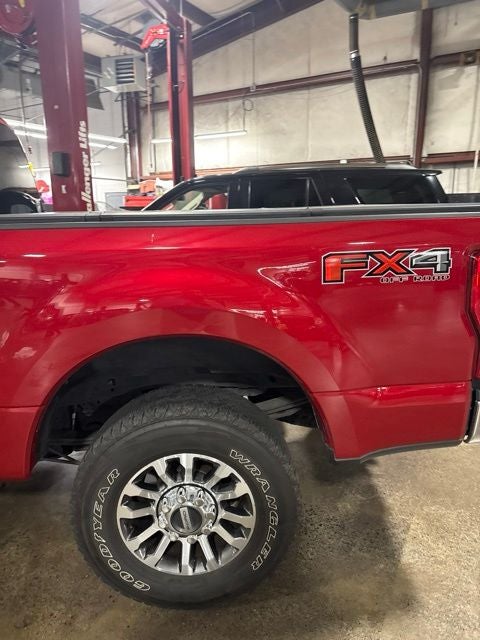 2022 Ford F-250SD Lariat