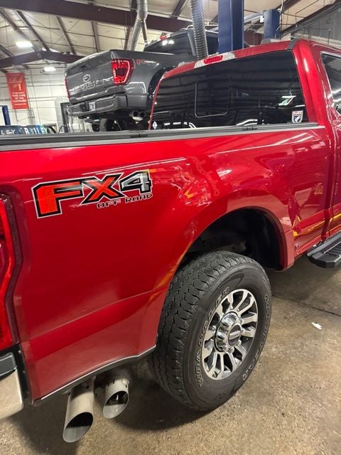 2022 Ford F-250SD Lariat