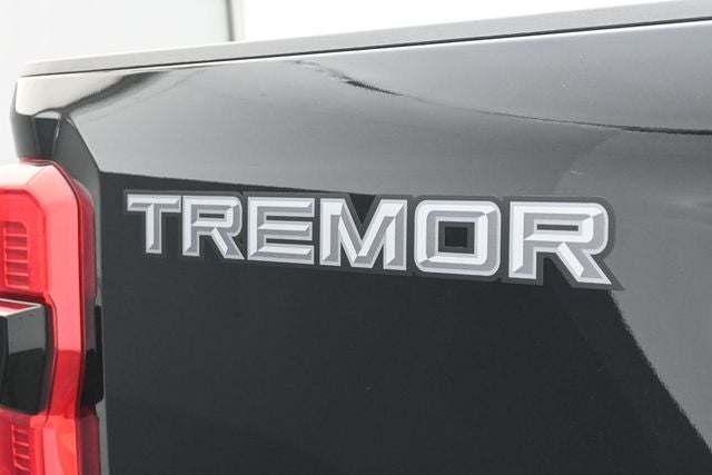 2026 Ford F-250SD Lariat Tremor