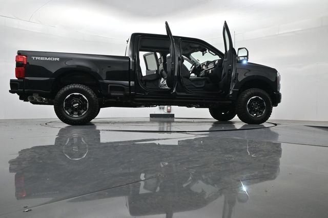 2026 Ford F-250SD Lariat Tremor