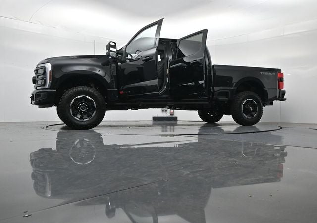 2026 Ford F-250SD Lariat Tremor