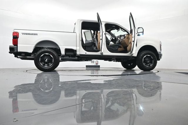 2026 Ford F-250SD Lariat Tremor