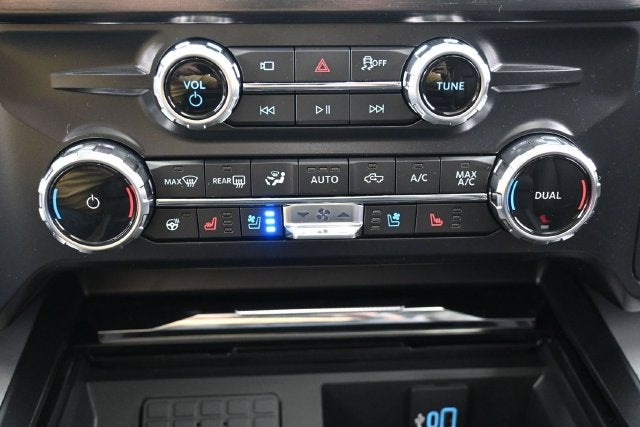 2027 Ford F-250SD Lariat 7.3L