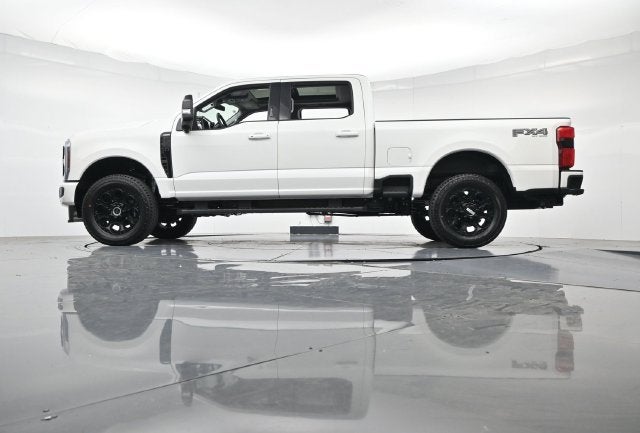 2027 Ford F-250SD Lariat 7.3L