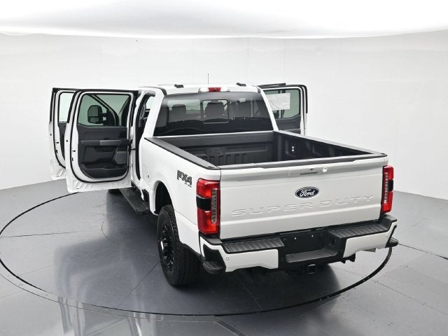 2027 Ford F-250SD Lariat 7.3L