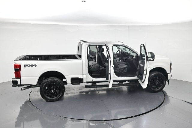 2027 Ford F-250SD Lariat 7.3L