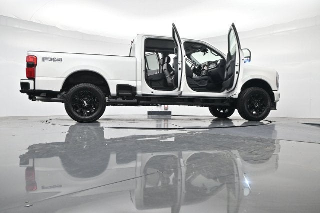 2027 Ford F-250SD Lariat 7.3L