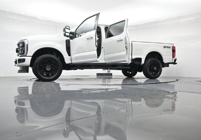 2027 Ford F-250SD Lariat 7.3L