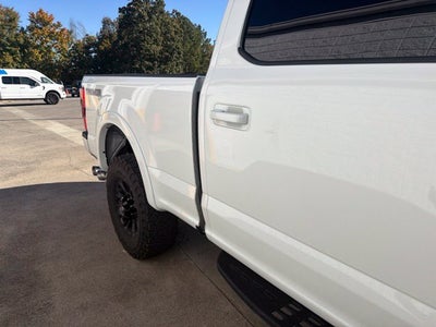 2022 Ford F-250SD Lariat