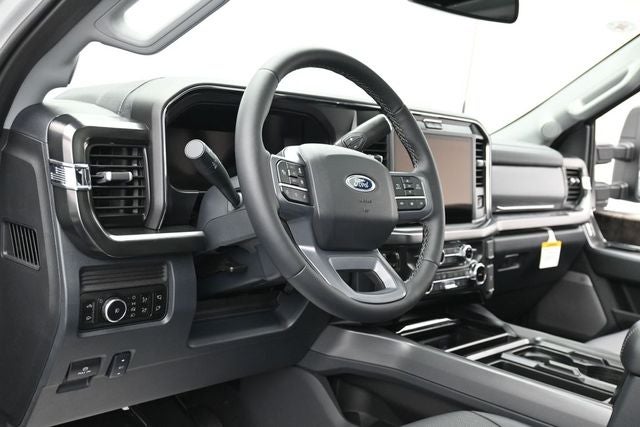2026 Ford F-350SD Lariat Tremor