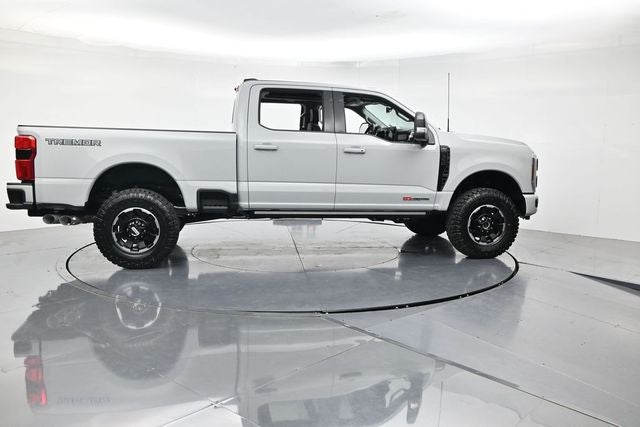 2026 Ford F-350SD Lariat Tremor
