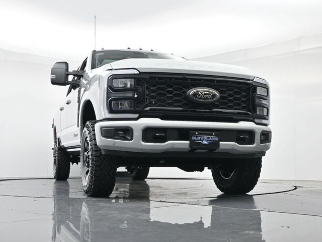 2026 Ford F-350SD Lariat Tremor