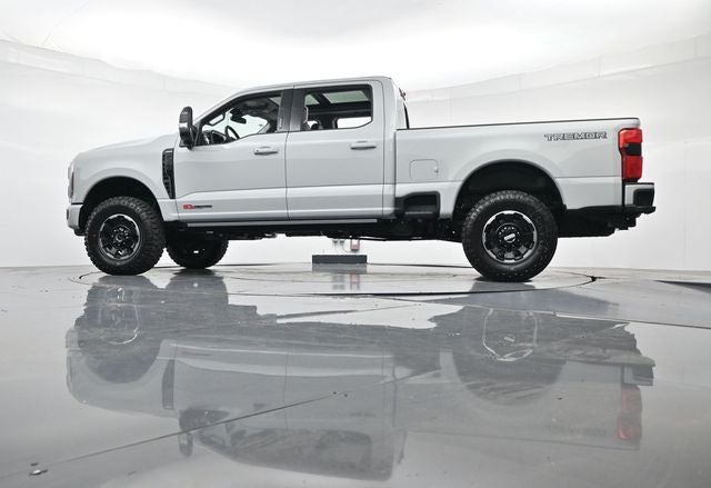 2026 Ford F-350SD Lariat Tremor