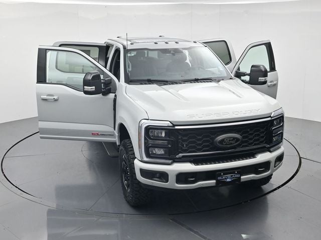 2026 Ford F-350SD Lariat Tremor