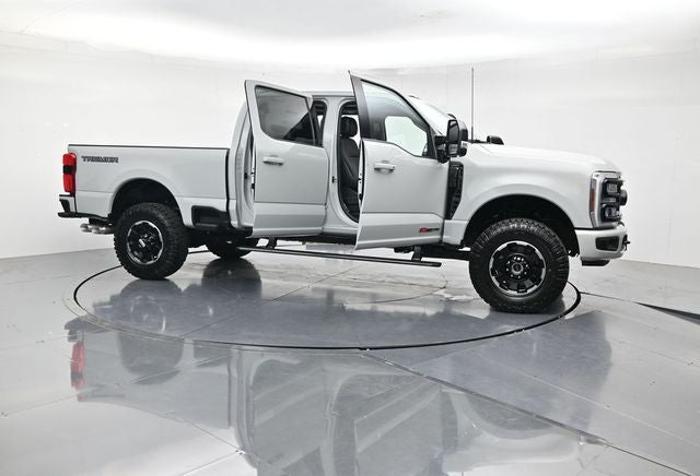 2026 Ford F-350SD Lariat Tremor