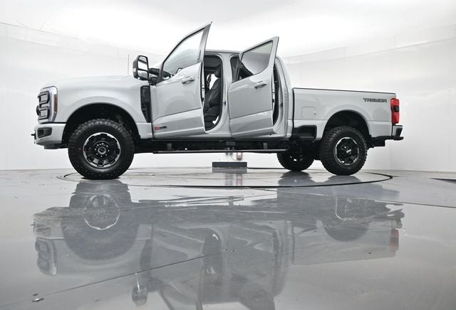 2026 Ford F-350SD F-350® Lariat®