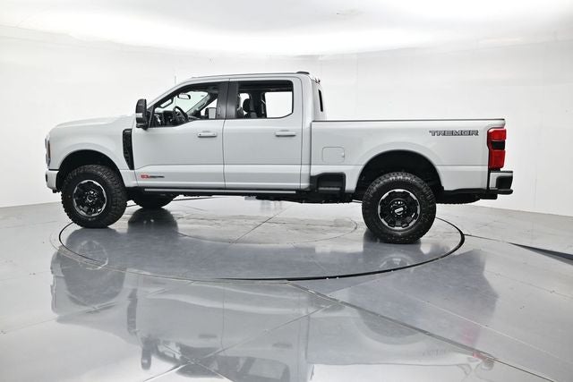 2026 Ford F-350SD Lariat Tremor
