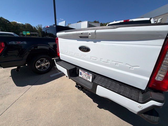 2025 Ford F-350SD Lariat