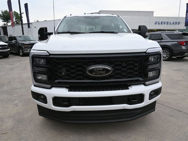 2025 Ford F-350SD Lariat