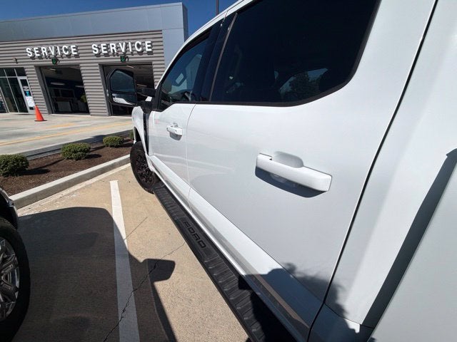 2025 Ford F-350SD Lariat