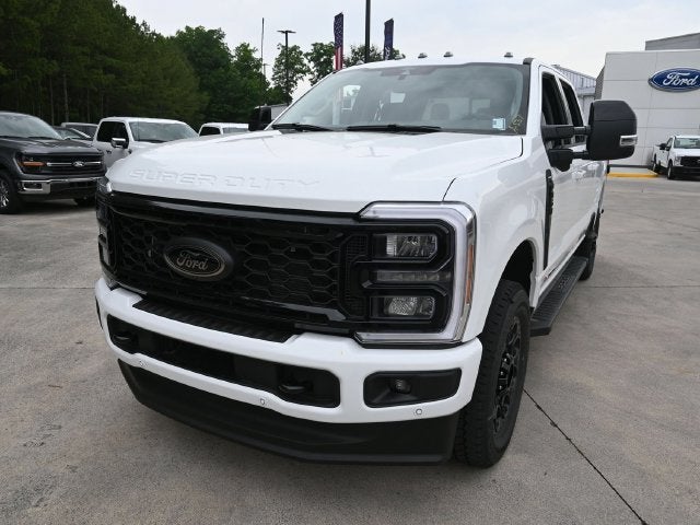 2025 Ford F-350SD Lariat